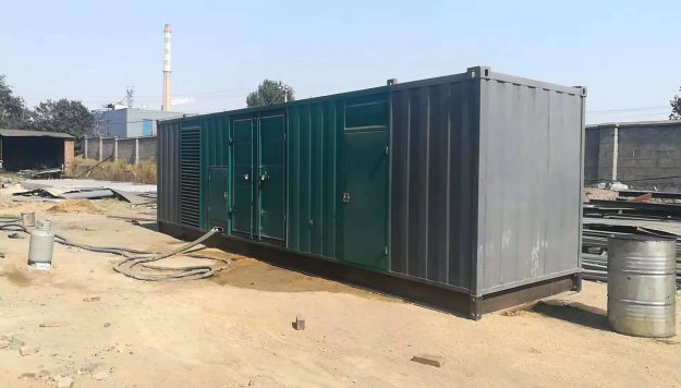 800KW發(fā)電機(jī)組施工現(xiàn)場(chǎng)