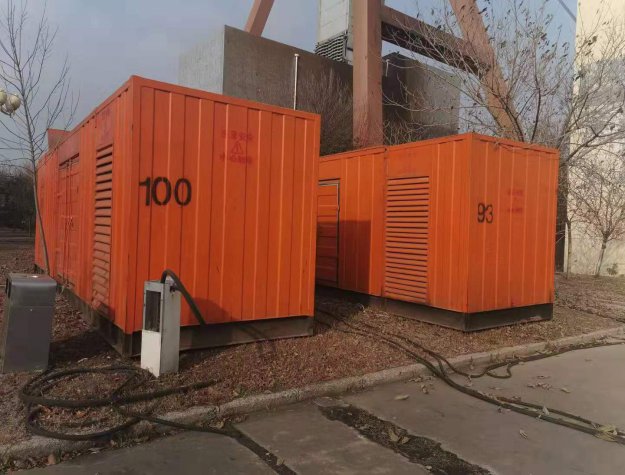  100KW發(fā)電機組施工現(xiàn)場